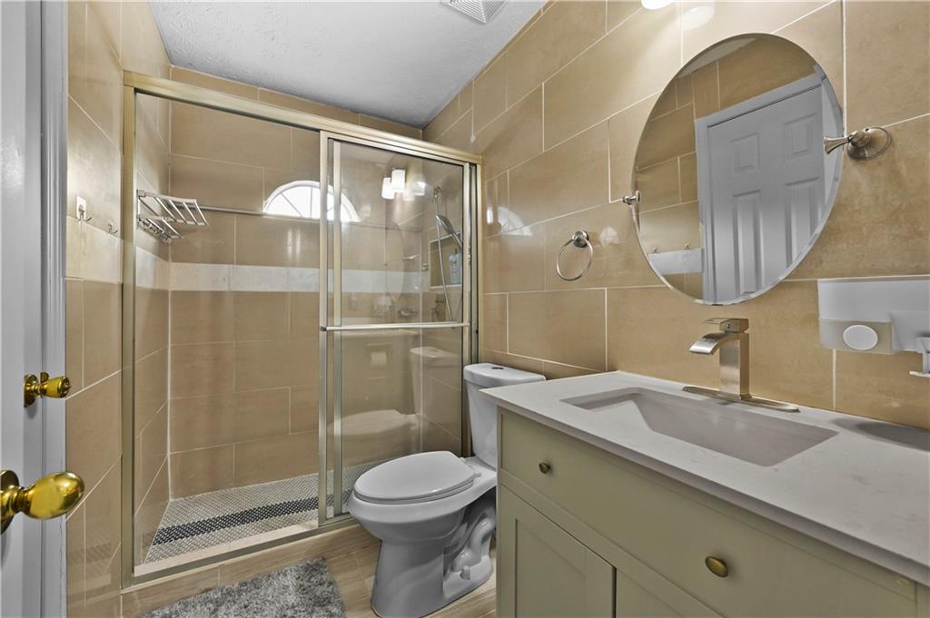 2849 Weston Brook Lane Property Photo 16