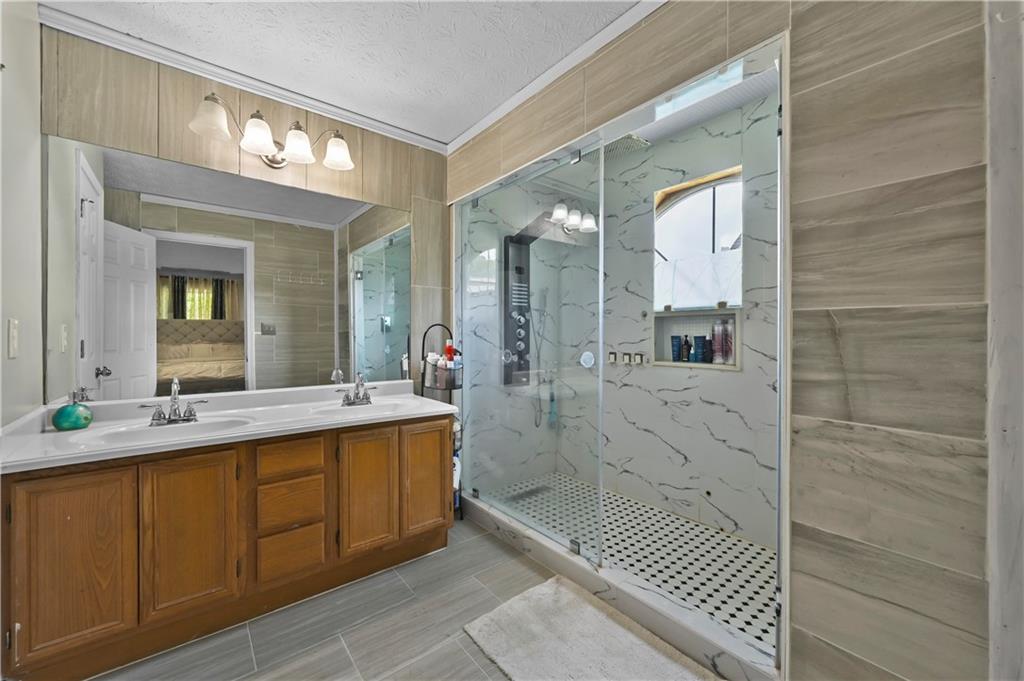 2849 Weston Brook Lane Property Photo 19