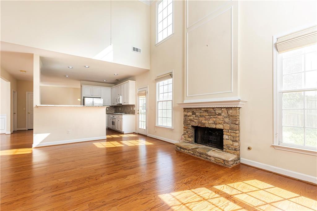 4169 Regency Court Property Photo 7