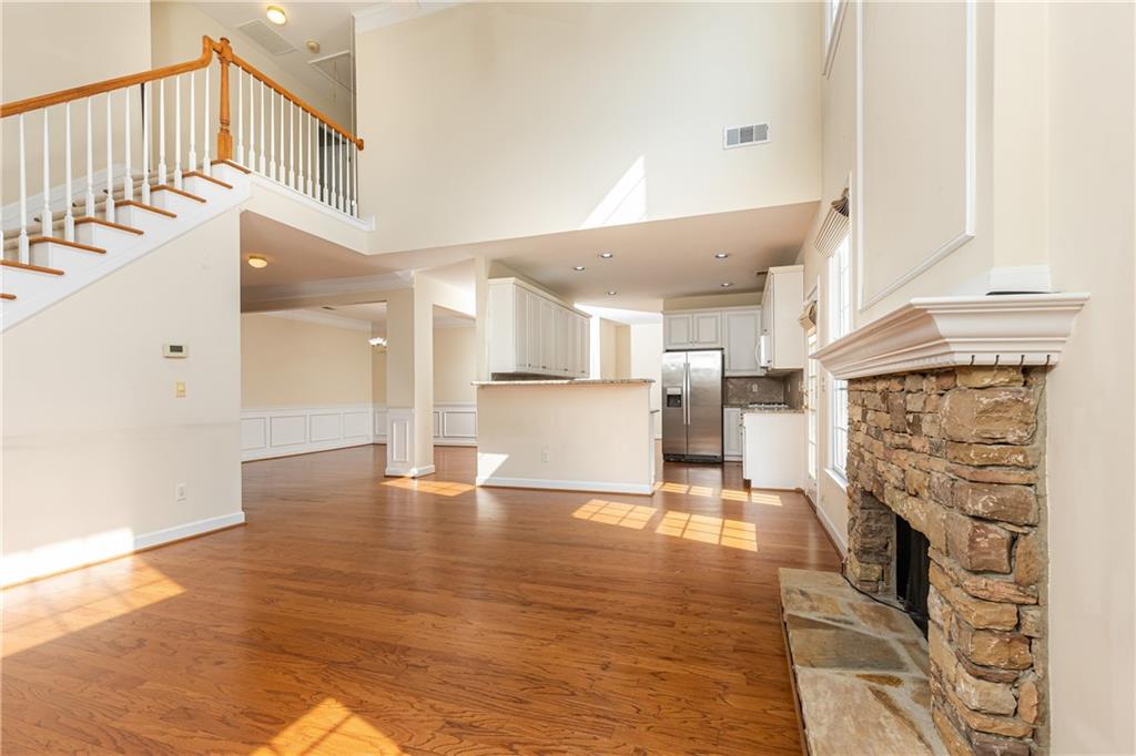 4169 Regency Court Property Photo 8