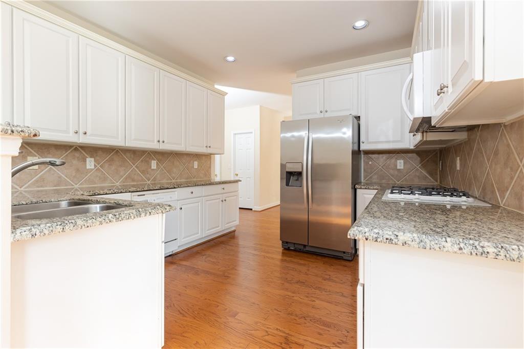 4169 Regency Court Property Photo 12