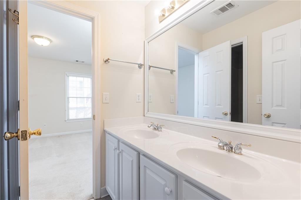 4169 Regency Court Property Photo 24