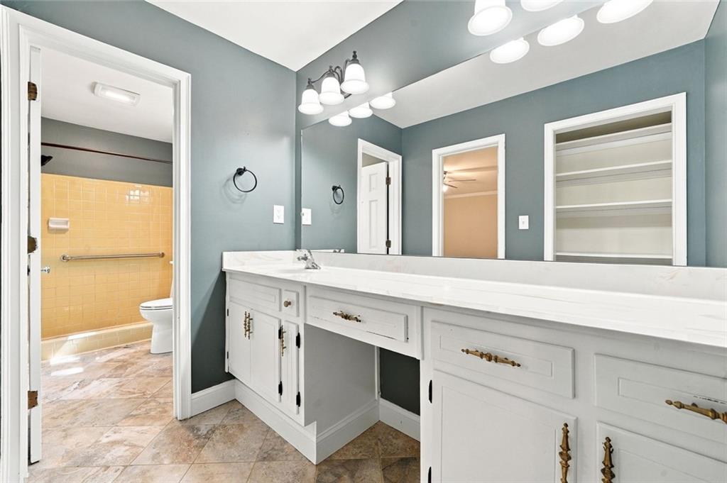5013 Fox Forest Circle Sw Property Photo 29