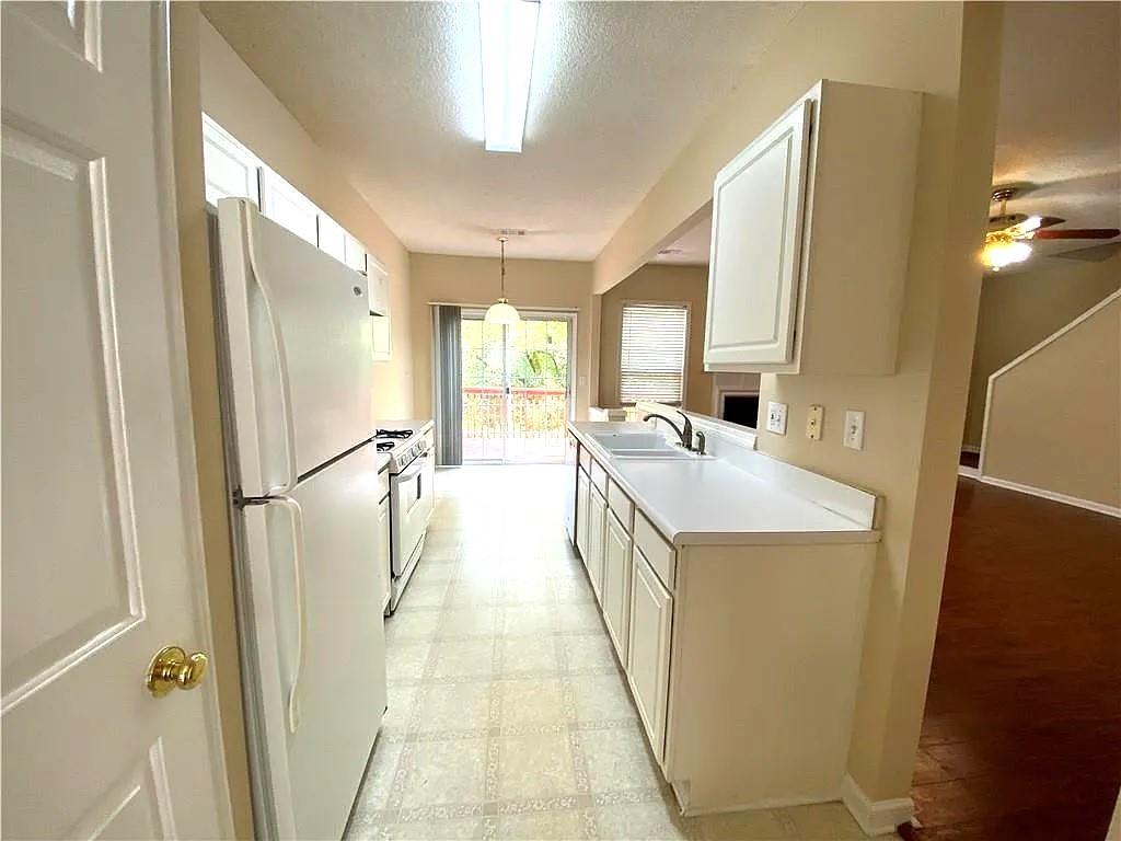 13300 Morris Road Unit 167 Property Photo 11