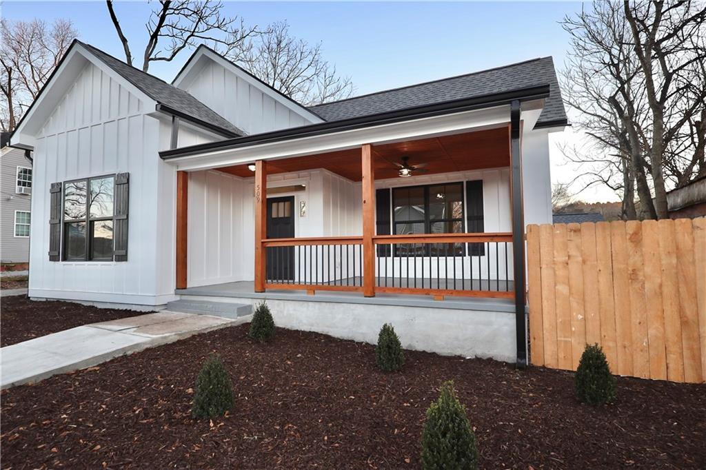 509 College Street Property Photo 1