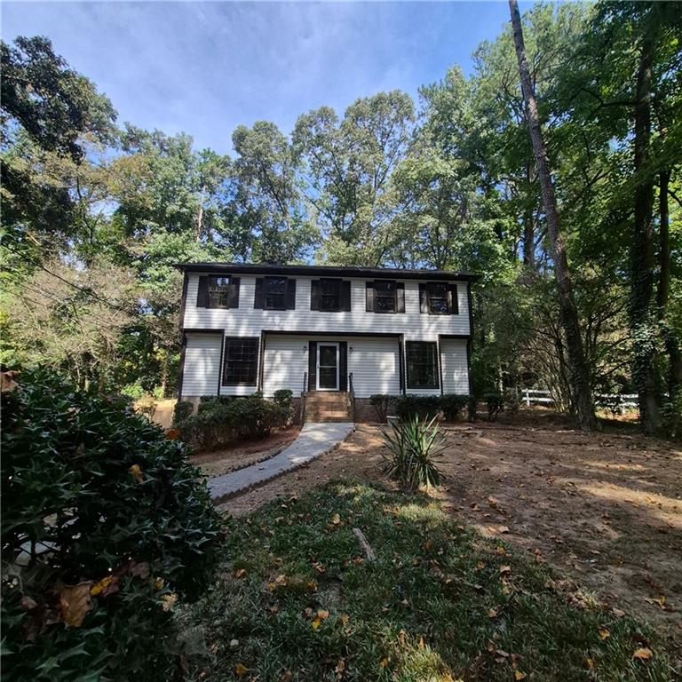 2201 Brookfield Circle Property Photo 1