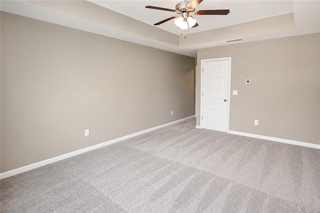 100 Squarewood Lane Property Photo 7