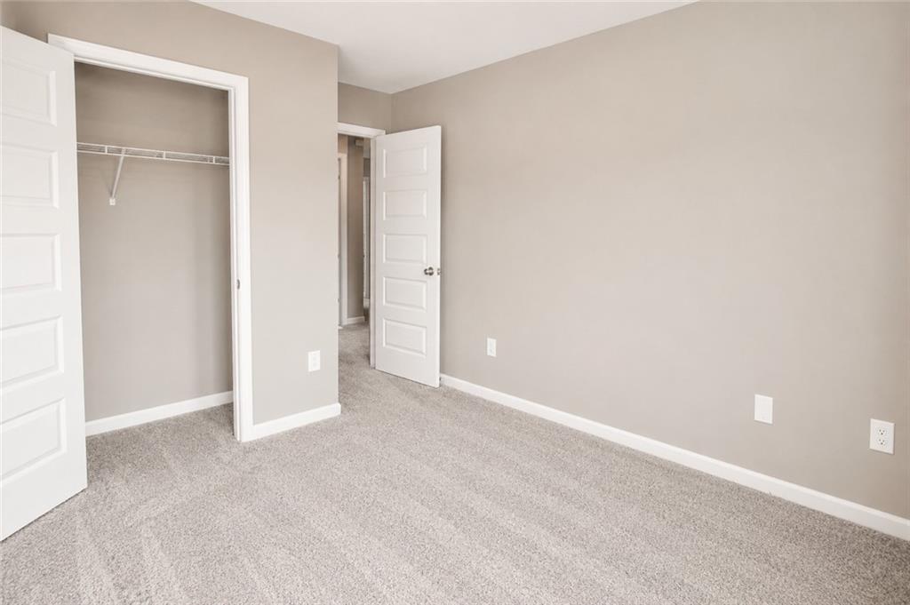 100 Squarewood Lane Property Photo 17