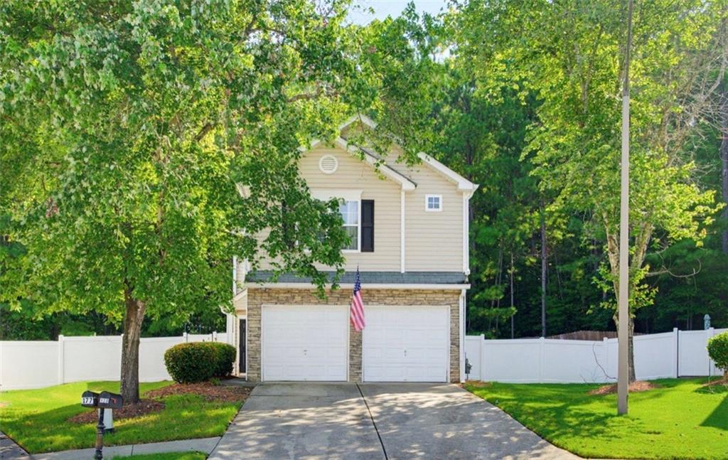 179 Oak Grove Place Property Photo 1