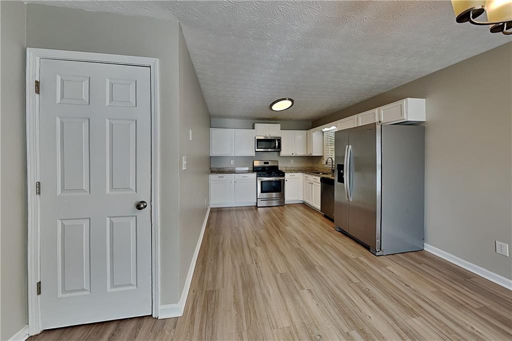 89 Silverthorne Circle Property Photo 6
