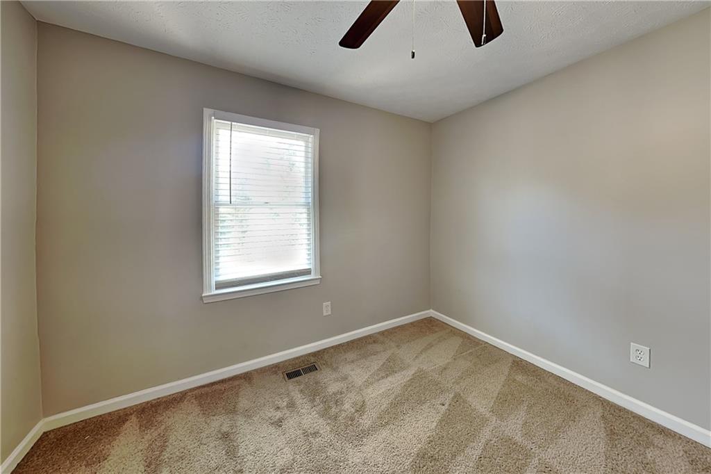 89 Silverthorne Circle Property Photo 12