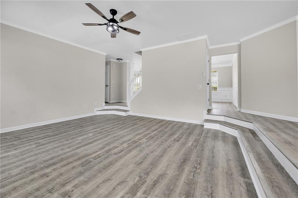 220 Spring Lake Terrace Property Photo 11