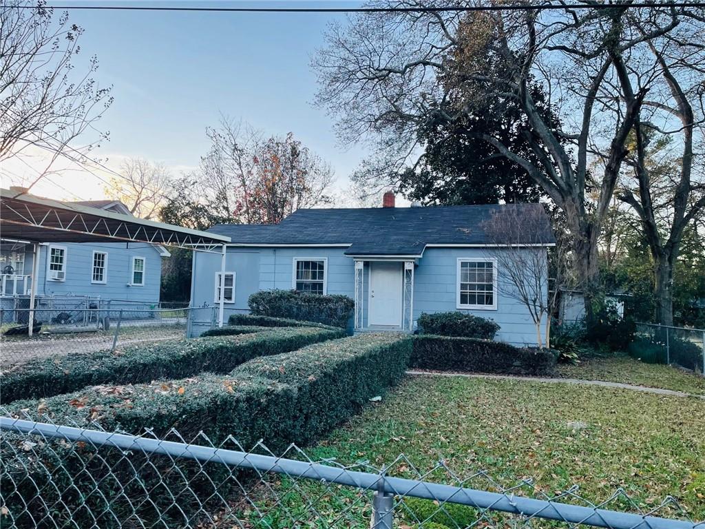 1975 Sanford Court Property Photo 1