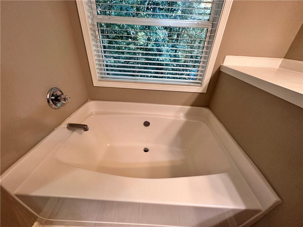 5530 Crestwick Way Property Photo 26