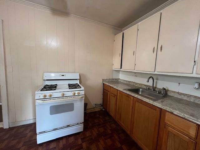 616 S Harlem Circle Property Photo 4