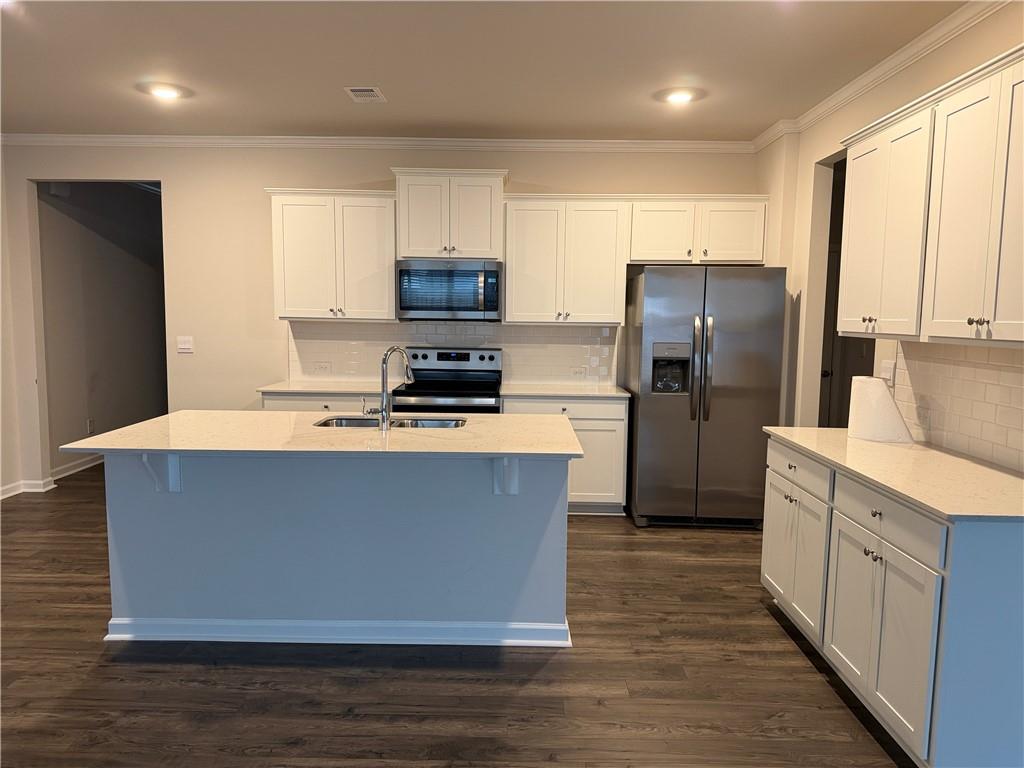 5133 Tulip Square Property Photo 11