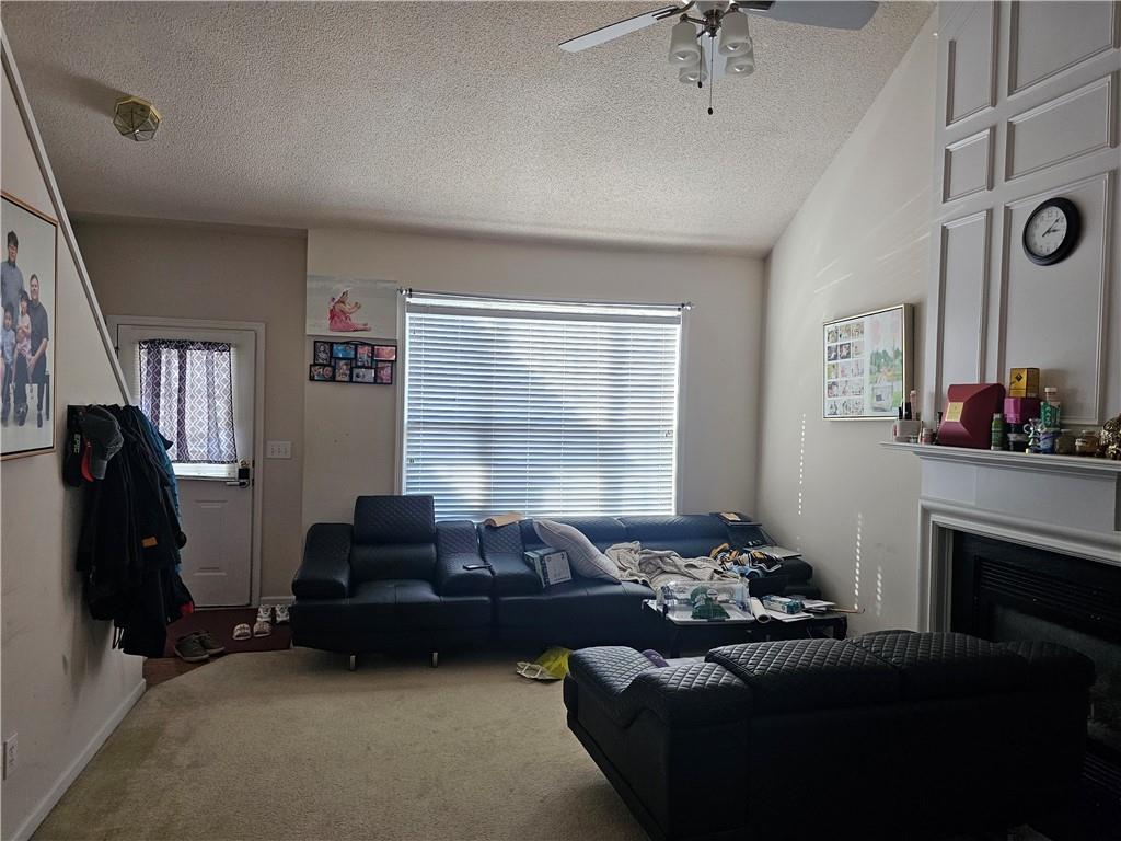 3215 Oxwell Drive Property Photo 8