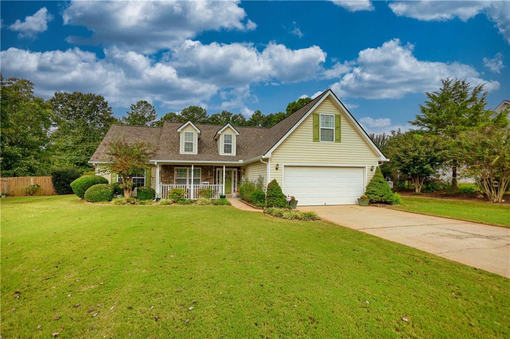 1038 Orchard Circle Property Photo 1