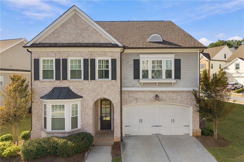6585 Creekview Circle Property Photo 1
