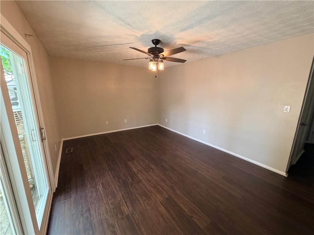 305 Birch Rill Drive Property Photo 5