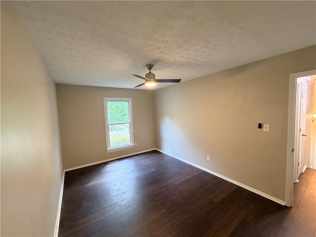 305 Birch Rill Drive Property Photo 12