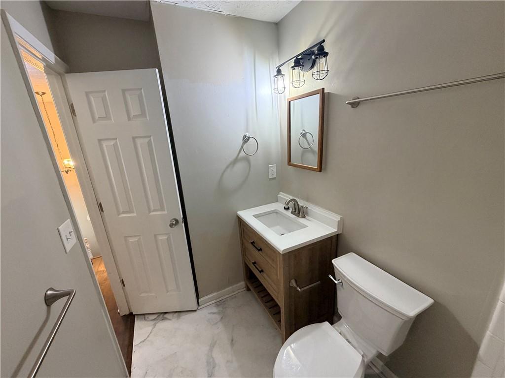 305 Birch Rill Drive Property Photo 18