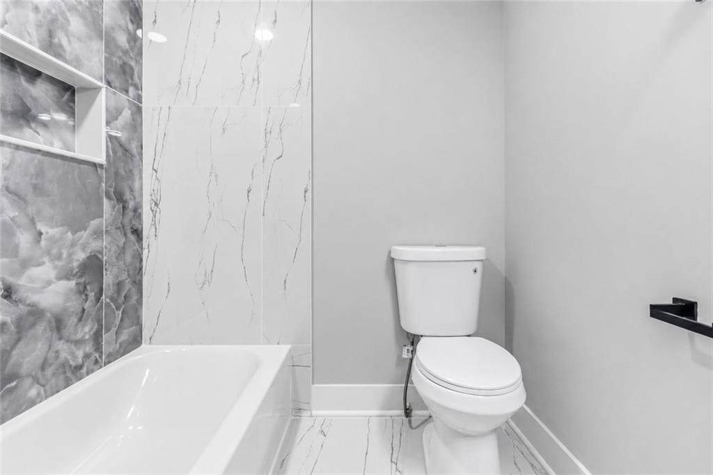 6089 Evans Drive Property Photo 27