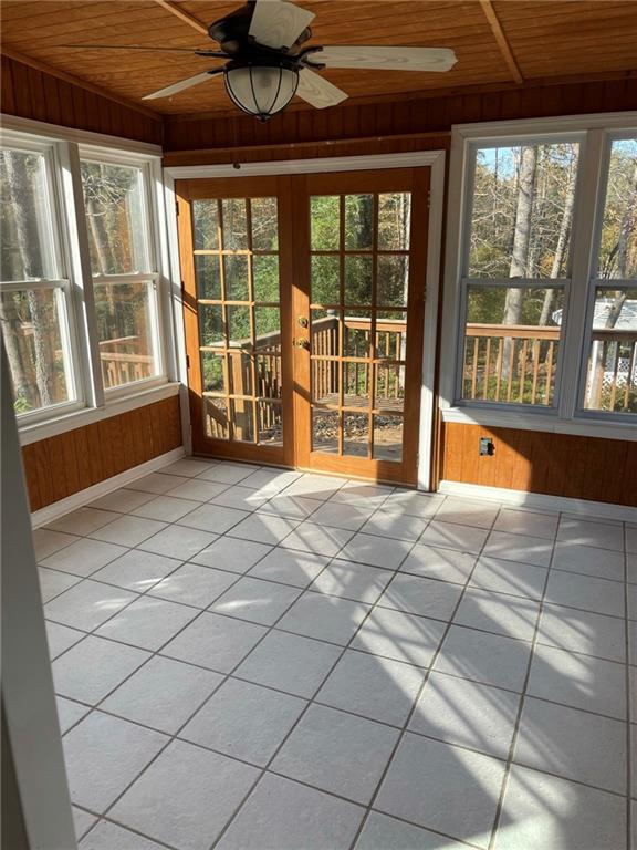 1081 Colony Drive Property Photo 2
