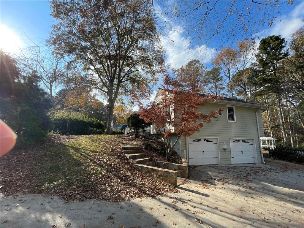 1081 Colony Drive Property Photo 14