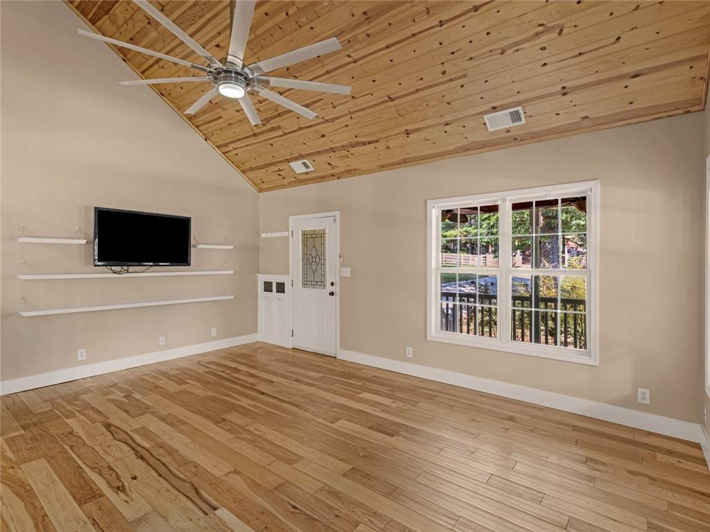 177 White Lane Property Photo 6
