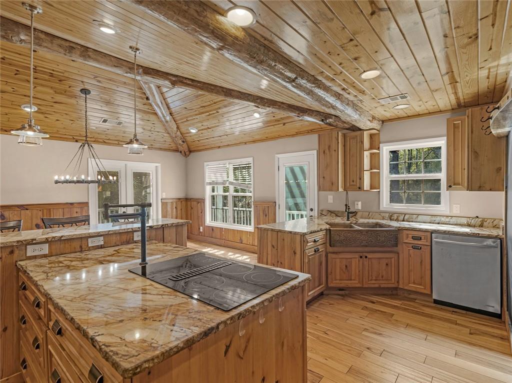 177 White Lane Property Photo 15