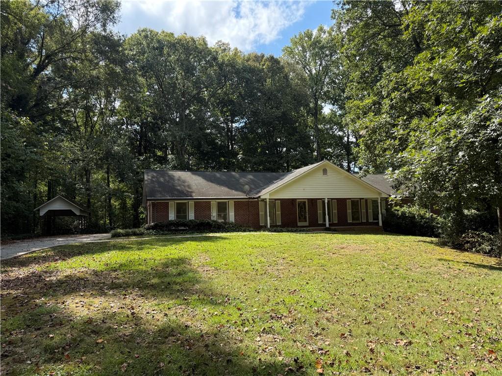 2945 Alan Drive SW Property Photo 1