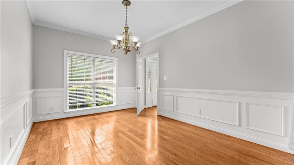 24 Saddlebrook Drive Se Property Photo 5
