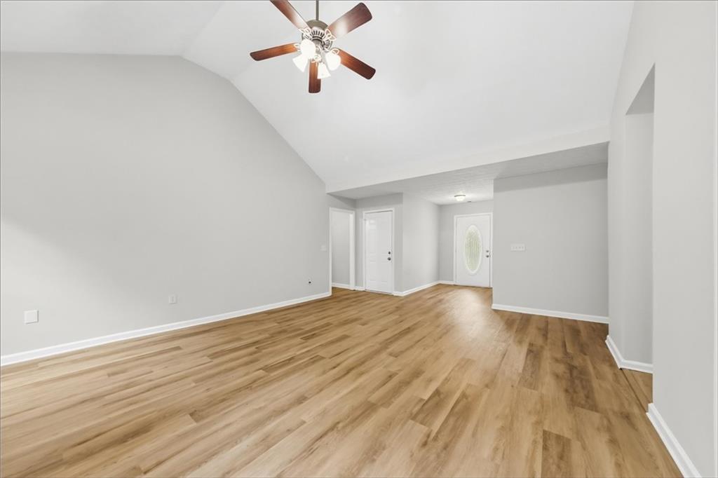 70 Shadowbrook Trace Property Photo 2