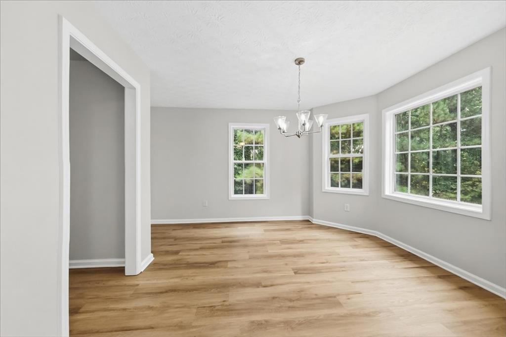 70 Shadowbrook Trace Property Photo 4