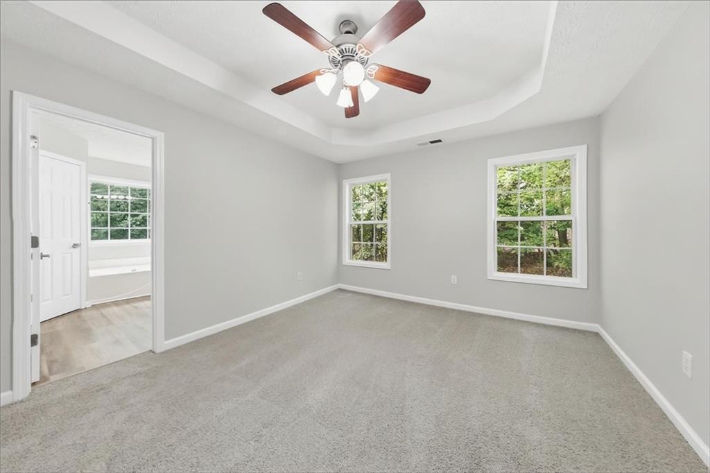 70 Shadowbrook Trace Property Photo 8