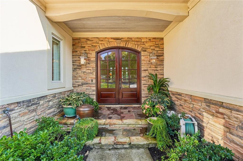 233 Towering Peaks Property Photo 6