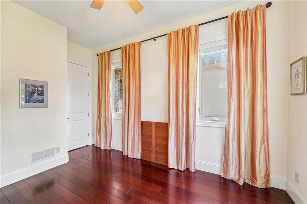 233 Towering Peaks Property Photo 21