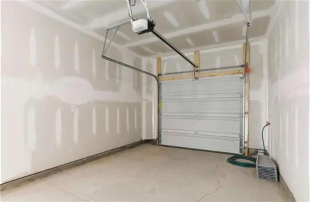 2106 Stillhaven Place Property Photo 14