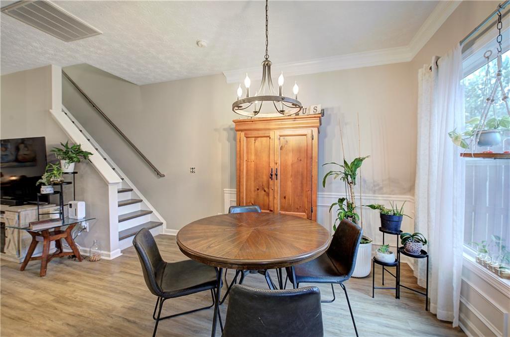 515 Oakside Place Property Photo 11