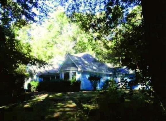 1390 Kirkland Road Property Photo 1