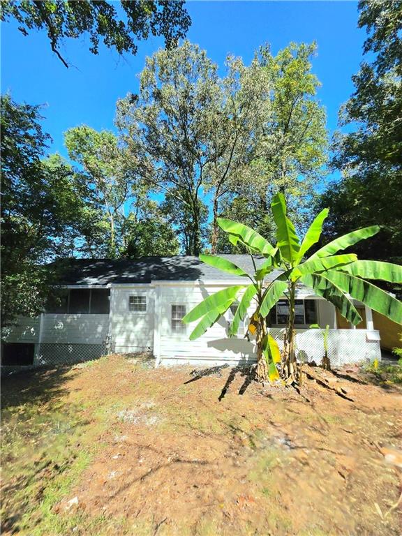 1057 Washington Avenue Property Photo 1
