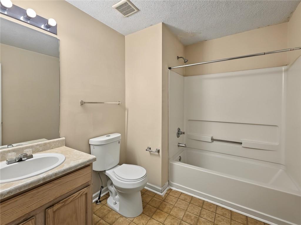 2416 Rambling Way Property Photo 20