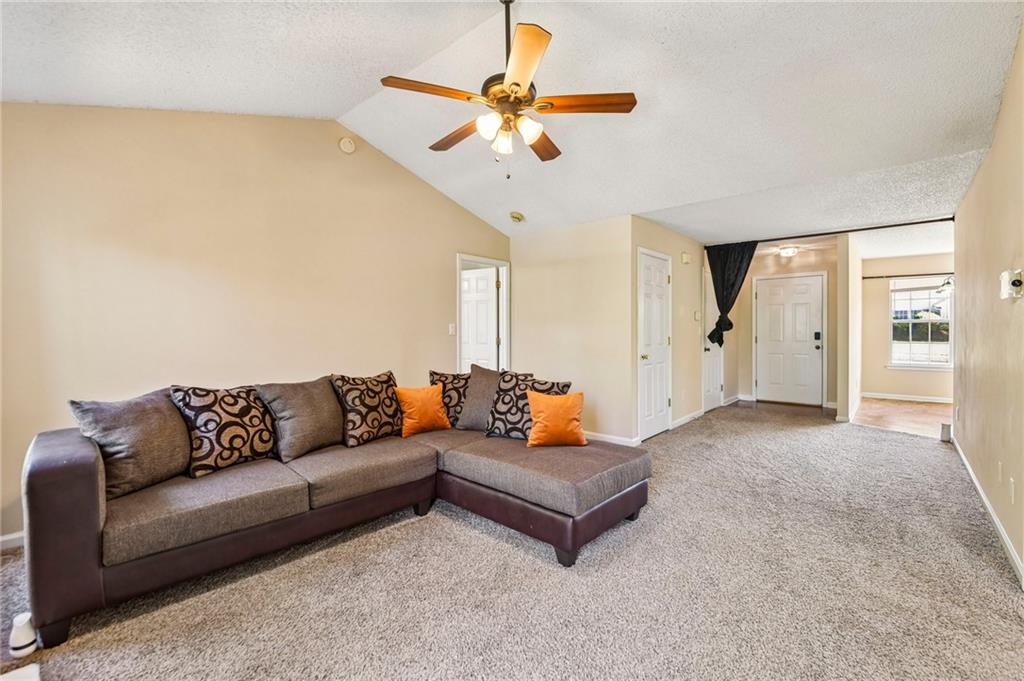 165 Regency Park Drive Property Photo 3