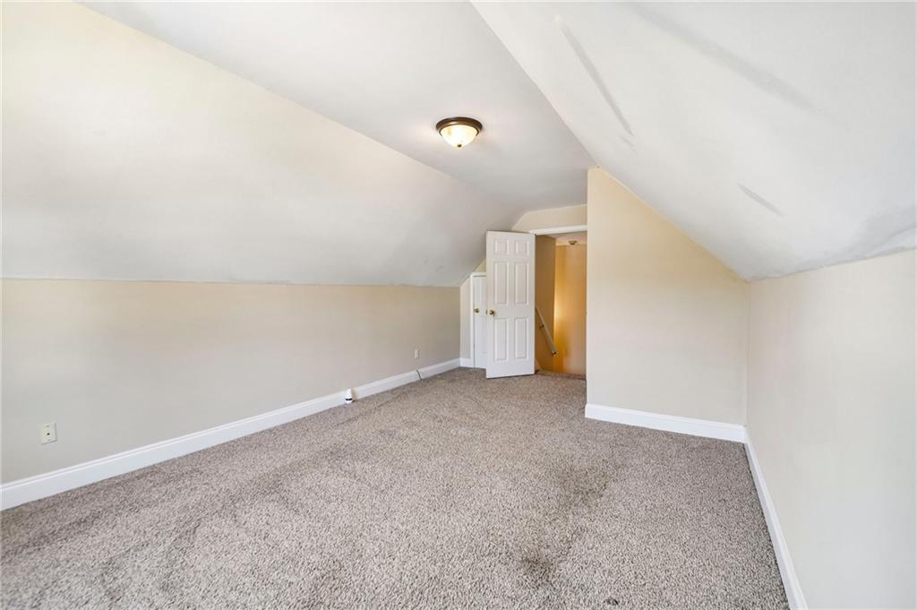 165 Regency Park Drive Property Photo 18