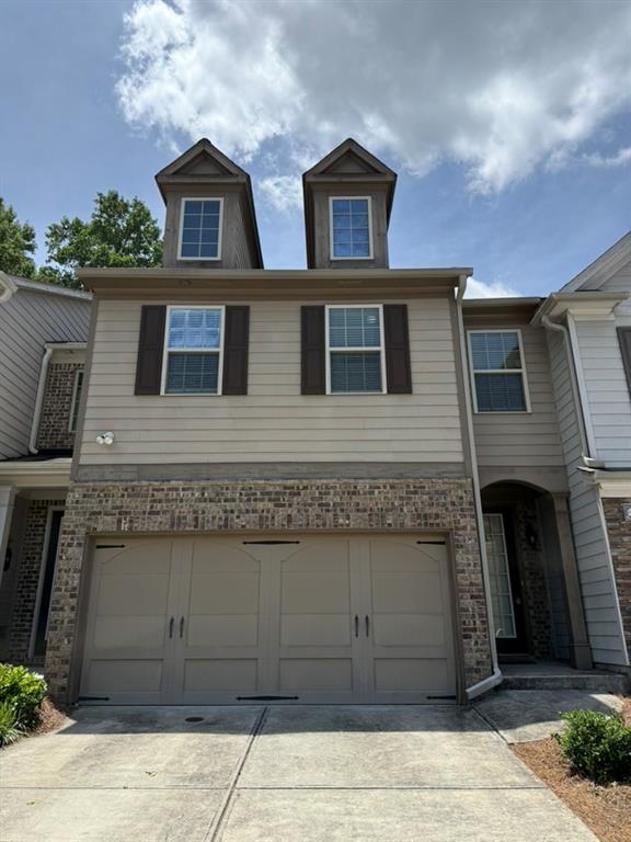 3282 Brockenhurst Drive Property Photo 2