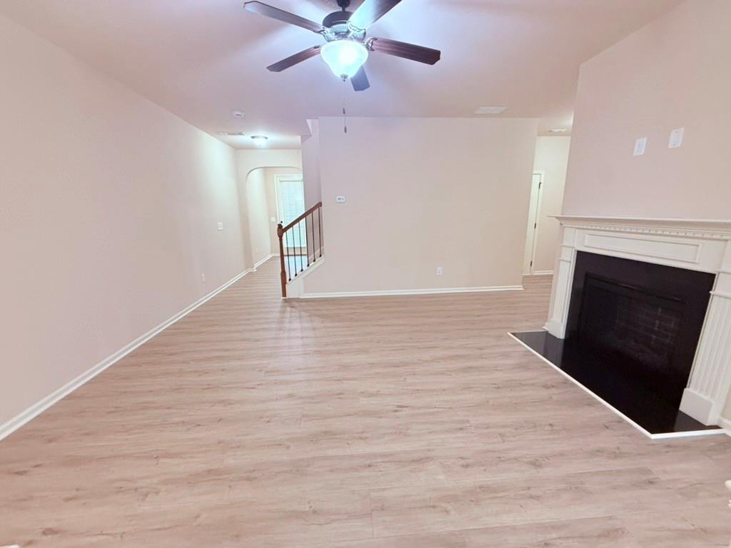 3282 Brockenhurst Drive Property Photo 3