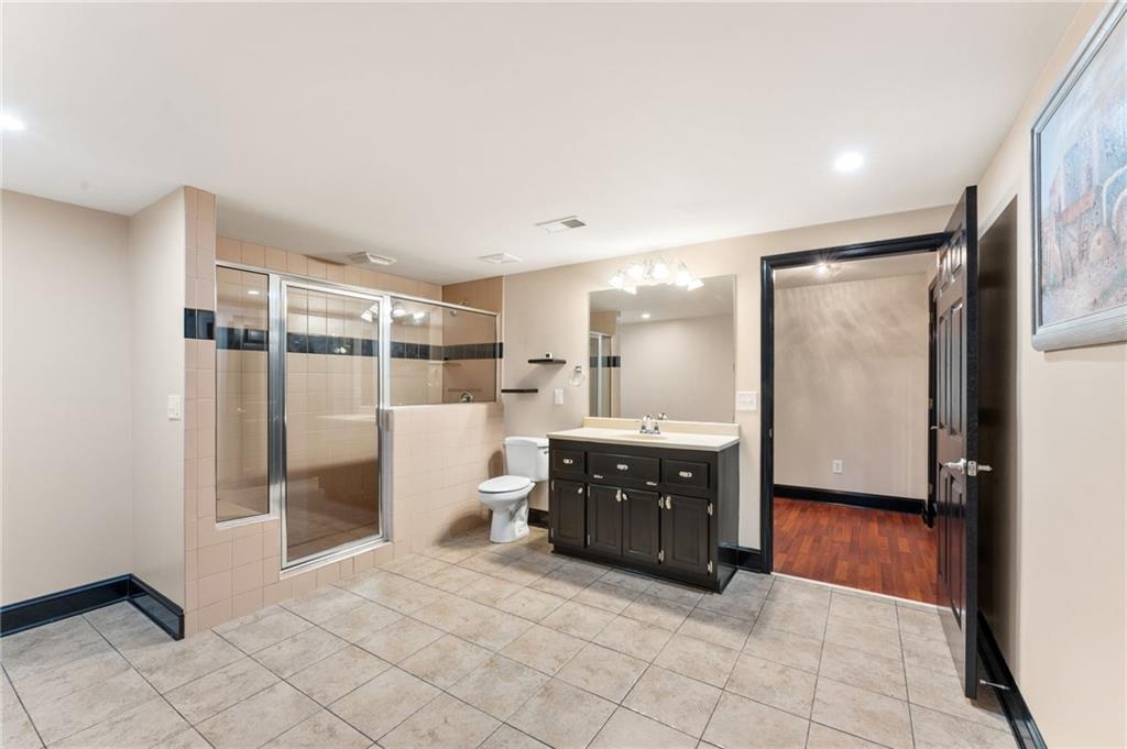 402 Mountain Point Property Photo 32