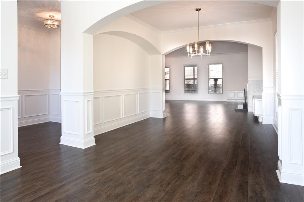 4315 Suwanee Mill Drive Property Photo 6