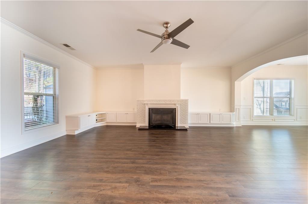 4315 Suwanee Mill Drive Property Photo 8